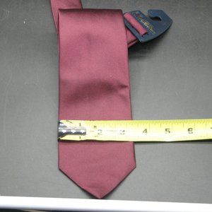 BROOKS BROTHERS Tie Cranberry Red Solid Twill Silk Made USA 58" x 3.5" New Other